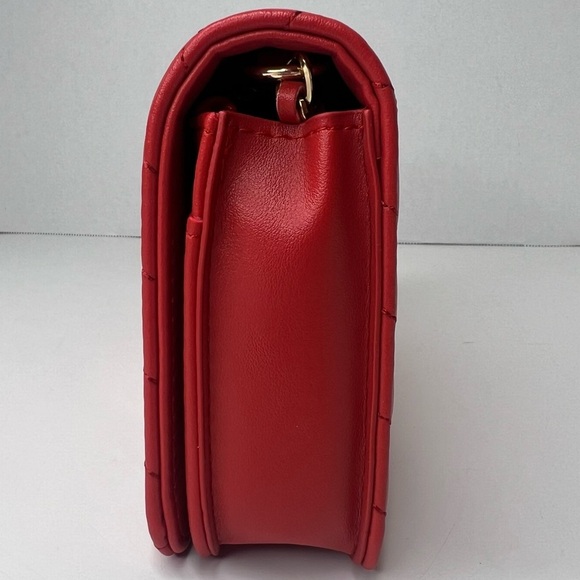 Bebe Sophia Quilted Small Cherry Red Crossbody Bag | NEW/NWT!!♥️♥️ - Picture 8 of 16